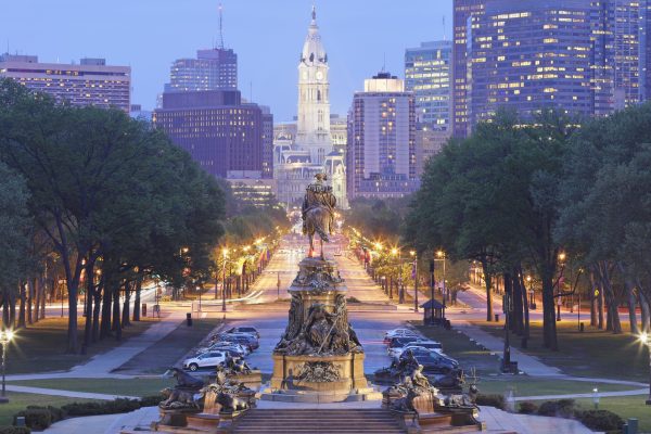 Benjamin Franklin Parkway - Philadelphia Skyline Benjamin Franklin parkway leading to the Philadelphia skyline.
